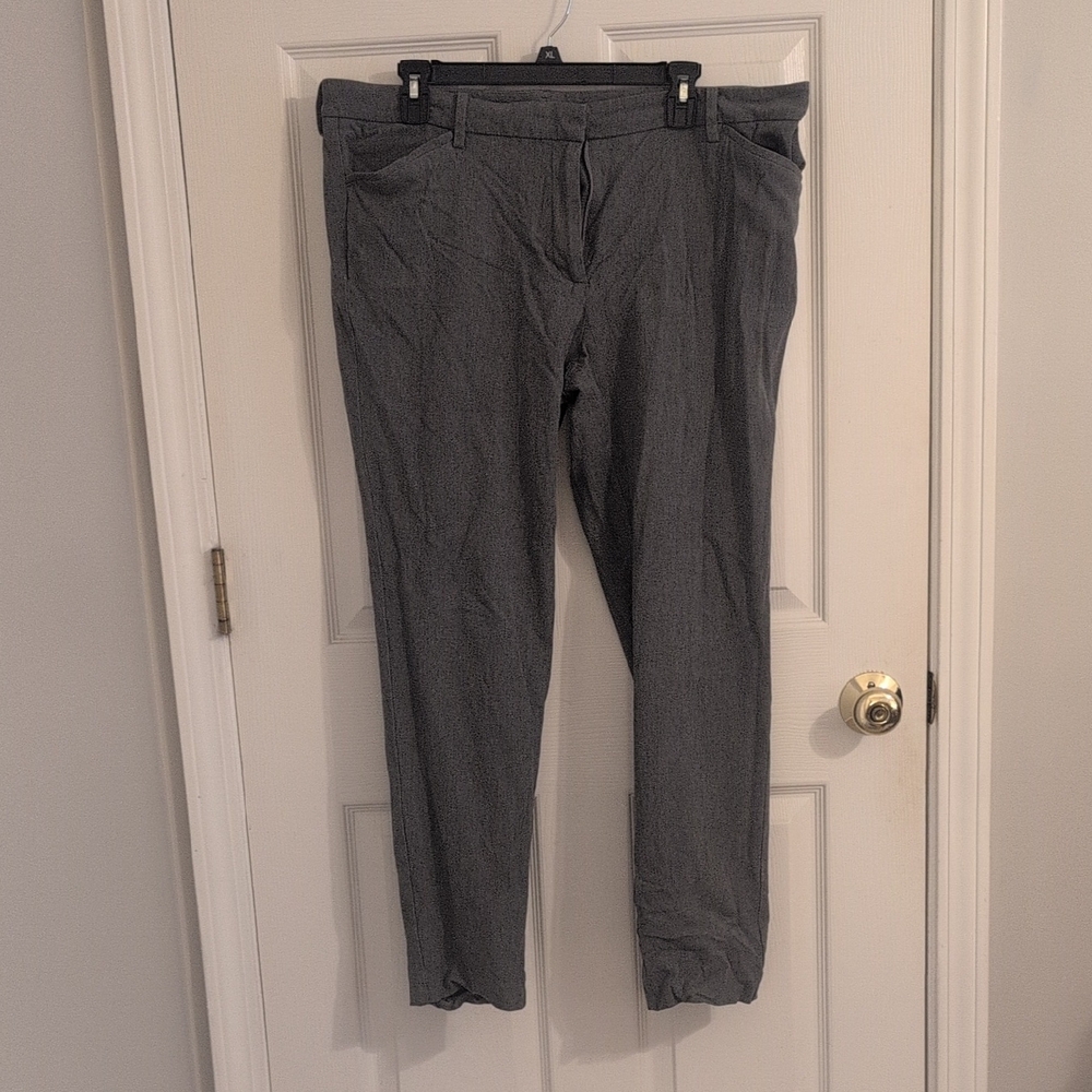 41 Hawthor Gray Dress Pants - Straight Trousers
